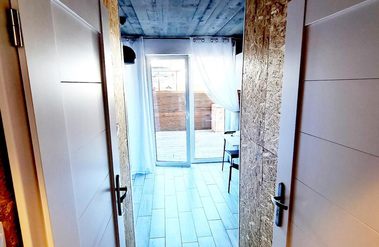 Sub Hel. Budzetowe Pokoje W Domu Z Basenem. Wokol Domu Tylko Natura. Balkon Zbyteczny. Exteriér fotografie